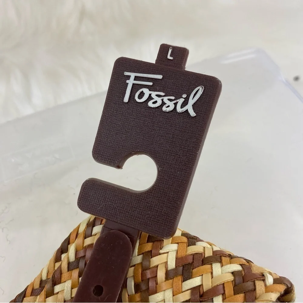 FOSSIL STRAW STYLE BELT SIZE L Woman